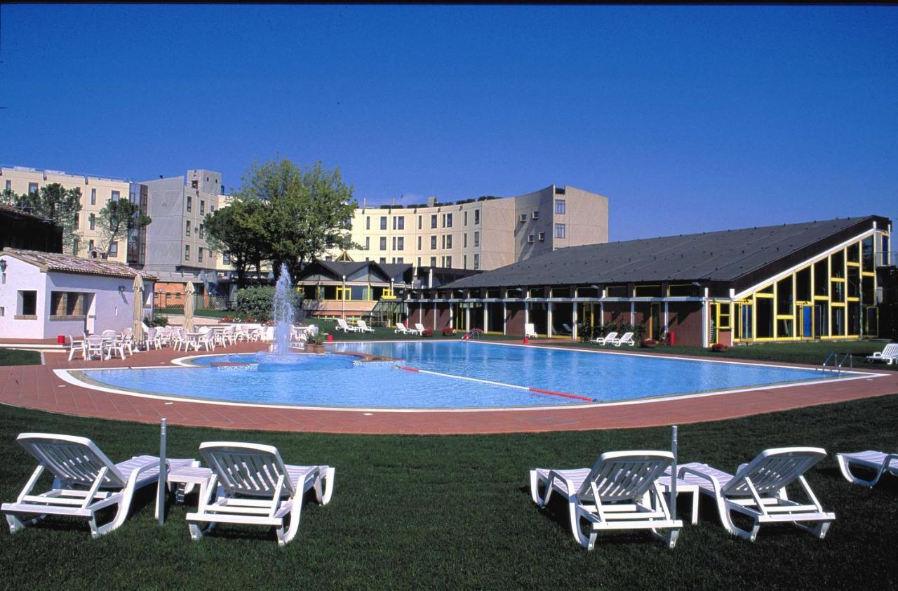 Hotel Federico II Jesi Extérieur photo