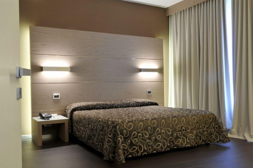 Hotel Federico II Jesi Extérieur photo