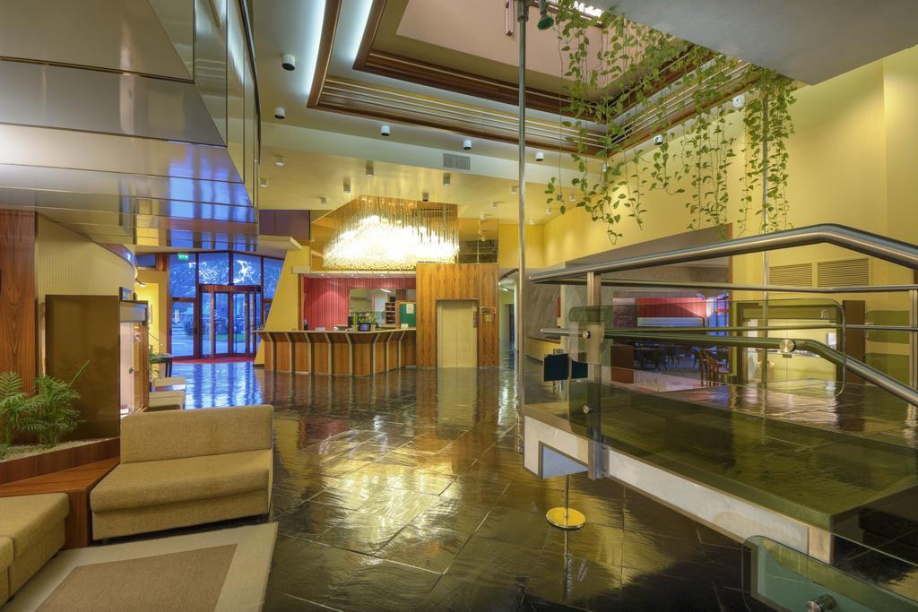 Hotel Federico II Jesi Extérieur photo
